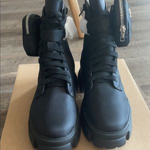 Steve Madden Thora Black Boots